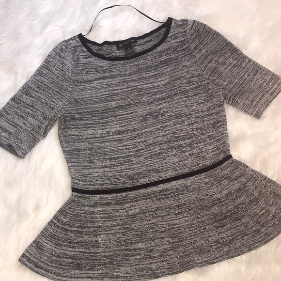 Size medium top from INC - Picture 1 of 3